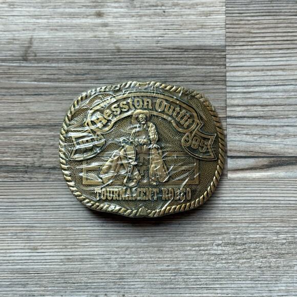1985 Hesston Outfit Rodeo Belt Buckle Series #1 Limited Edition Western - Picture 1 of 4